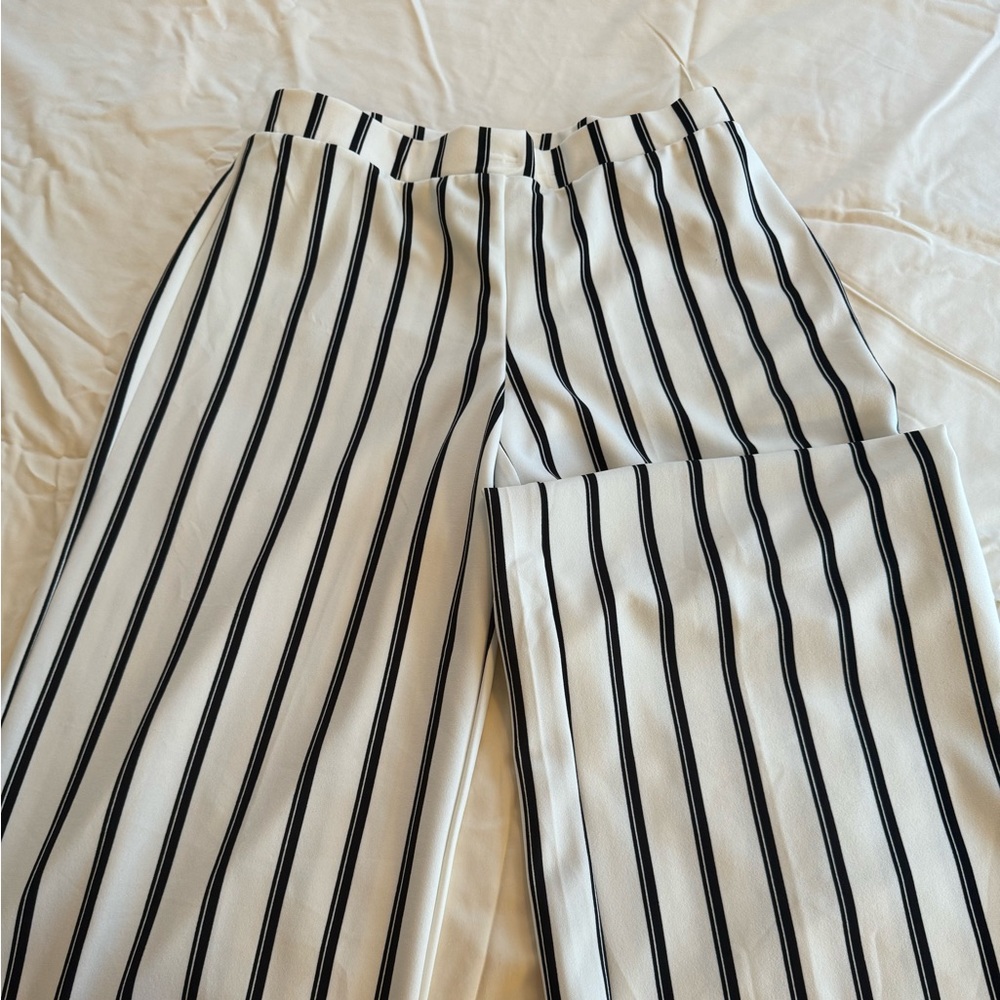 Wide leg striped slack
